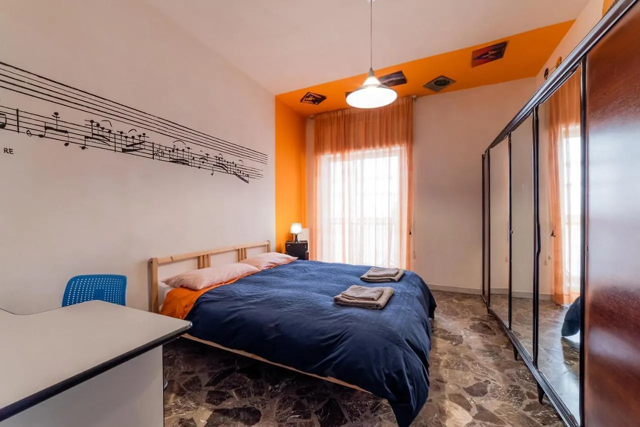Hotel House Of Arts Bari Pensjonat